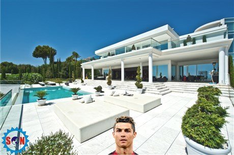 Cristiano Ronaldo Purchases Heaven-Look-alike £1.3 Million ...